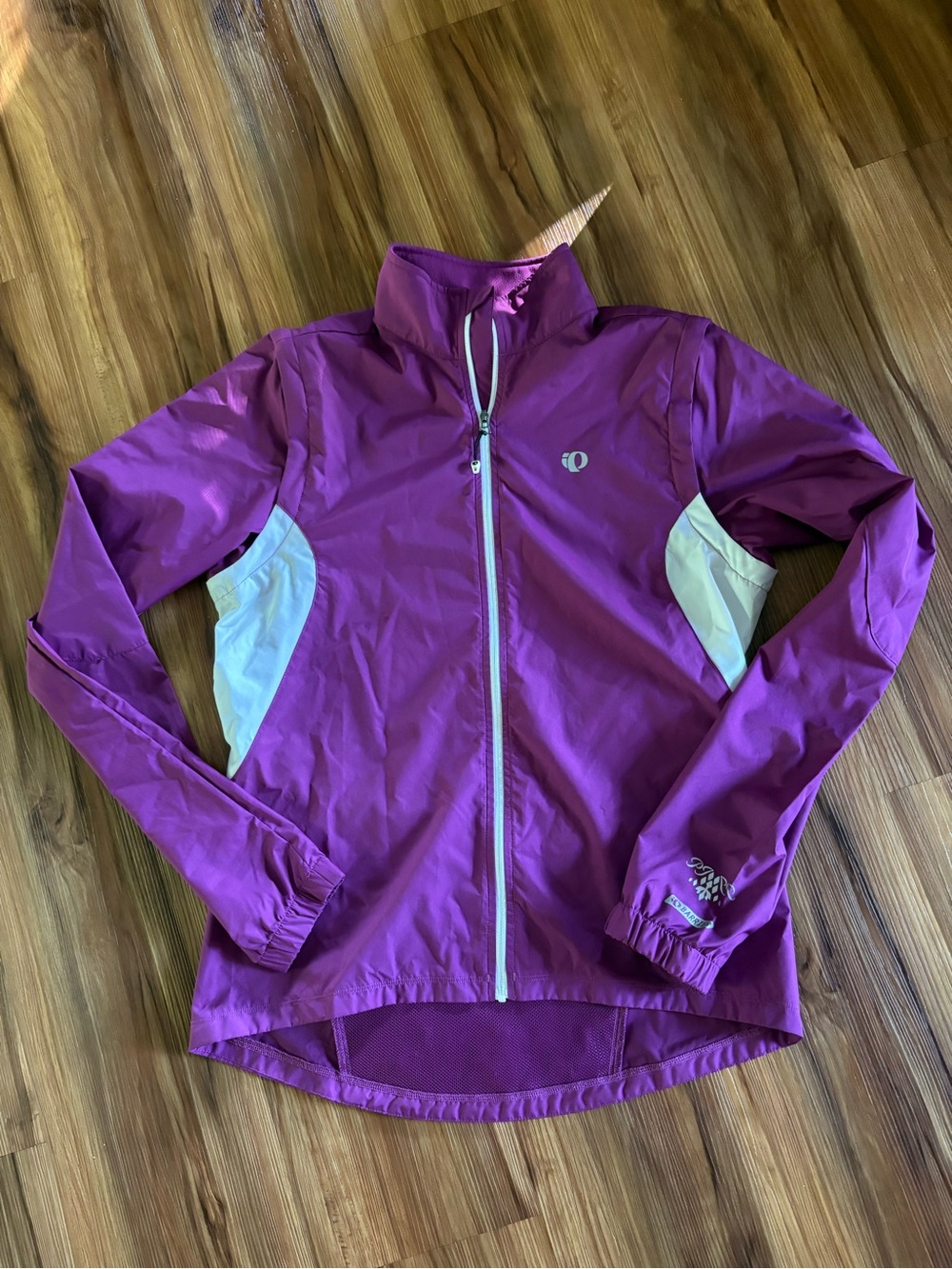 Pearl Izumi Women's Magenta Lightweight Ski Jacket with White Panels